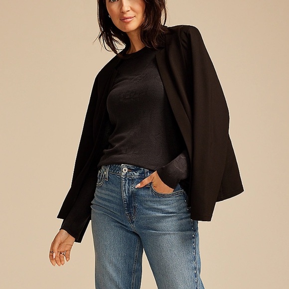 Maurice’s Floral Jacquard Mesh Top - Picture 3 of 12